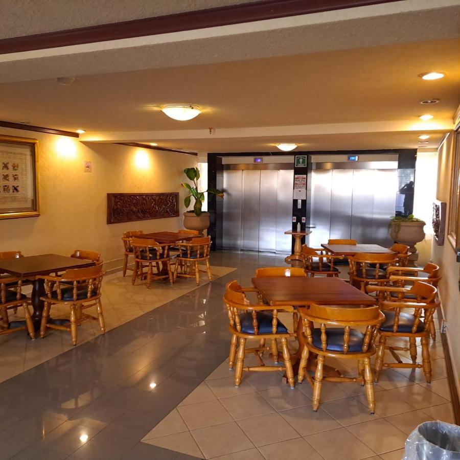 Howard Johnson By Wyndham تولوكا المظهر الخارجي الصورة